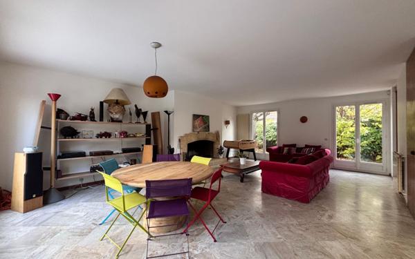 Maison à vendre    7 pièces • 170 m2 Saint-Maur-des-Fossés