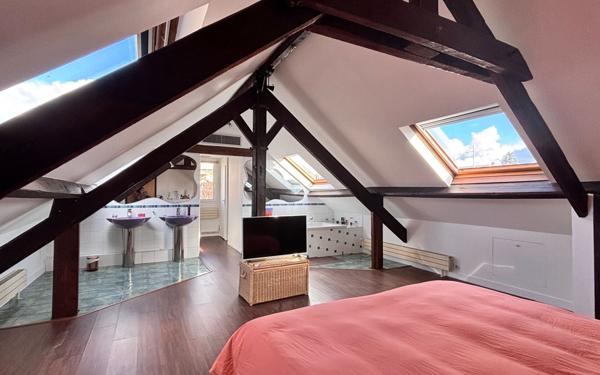 Maison à vendre    7 pièces • 170 m2 Saint-Maur-des-Fossés