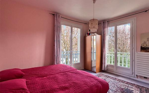 Maison à vendre    7 pièces • 170 m2 Saint-Maur-des-Fossés