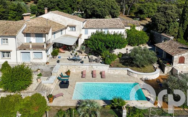 Maison à vendre    23 pièces •  Bollène