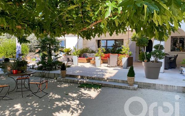 Maison à vendre    23 pièces •  Bollène