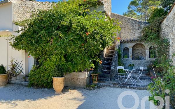 Maison à vendre    23 pièces •  Bollène