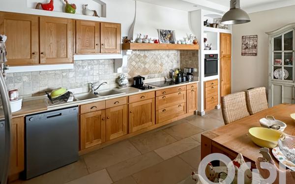 Maison à vendre    23 pièces •  Bollène