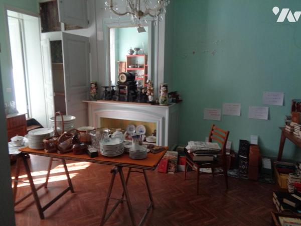 LILLERS, Maison de ville 268 m² habitable bâtie sur 359 m²