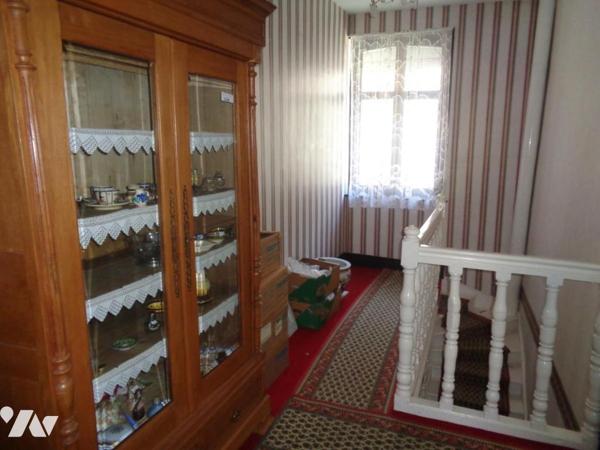 LILLERS, Maison de ville 268 m² habitable bâtie sur 359 m²