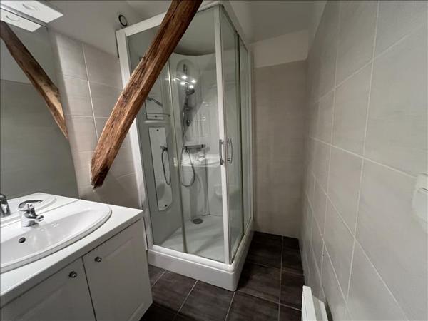 Maison à louer |  NONTRON |  3 pièces | 102 m²