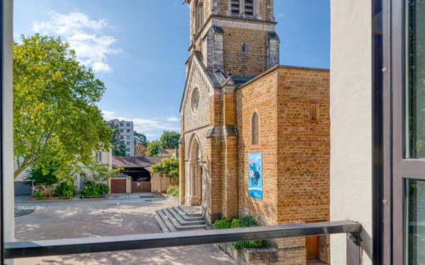 Maison à vendre    4 pièces • 150 m2 Champagne-au-Mont-d'Or