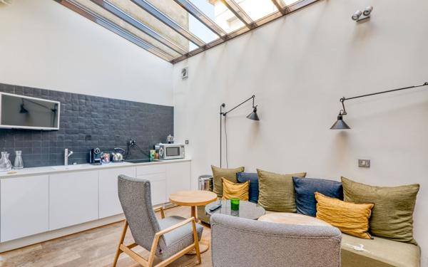 Maison à vendre    4 pièces • 150 m2 Champagne-au-Mont-d'Or