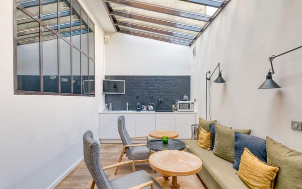 Maison à vendre    4 pièces • 150 m2 Champagne-au-Mont-d'Or