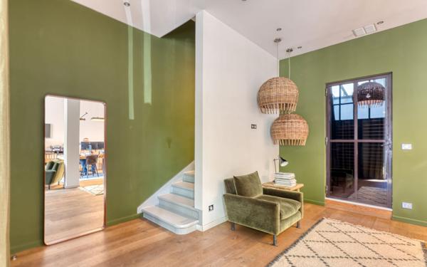 Maison à vendre    4 pièces • 150 m2 Champagne-au-Mont-d'Or