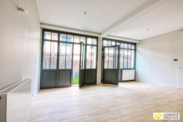 Versailles Notre Dame - Maison 3 pièces 65.8 m ² au sol avec terrasse arborée de 17,5 m² 698 000 € **  - Référence  28103