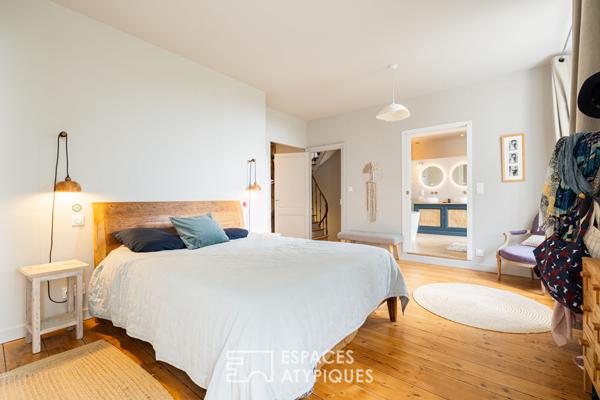 Domaine rénové avec gîtes indépendants et près de 2 hectares de terrain