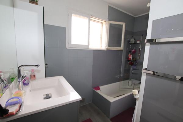 Maison Villiers Sur Marne 5 pièce(s) 97 m2