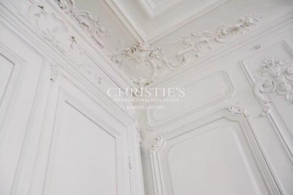 BORDEAUX JARDIN PUBLIC : Magnifique appartement 5 chambres, 1 extérieur, 1 garage en location