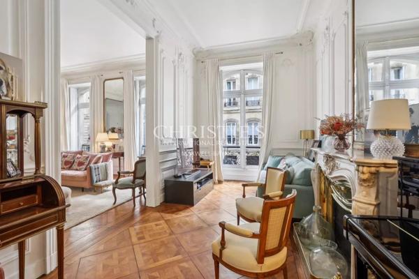 BORDEAUX JARDIN PUBLIC : Magnifique appartement 5 chambres, 1 extérieur, 1 garage en location