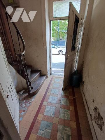 MAROLLES LES BRAULTS - Immeuble avec 4 appartements