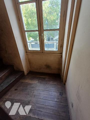 MAROLLES LES BRAULTS - Immeuble avec 4 appartements