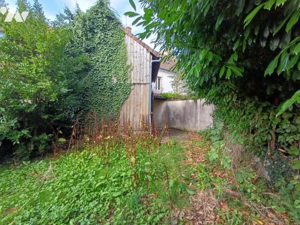 MAROLLES LES BRAULTS - Immeuble avec 4 appartements