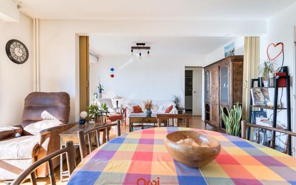 Appartement à vendre    4 pièces • 92 m2 Marseille 12