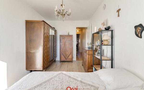 Appartement à vendre    4 pièces • 92 m2 Marseille 12