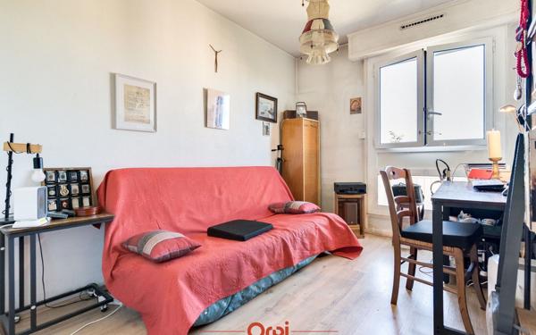 Appartement à vendre    4 pièces • 92 m2 Marseille 12