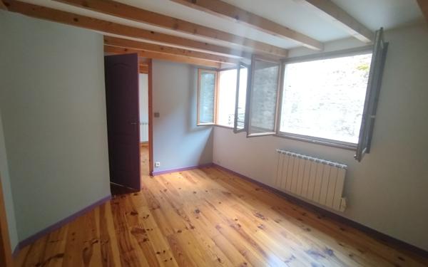 Maison à louer    5 pièces • 99,22 m2 Montréal