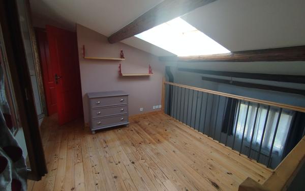 Maison à louer    5 pièces • 99,22 m2 Montréal