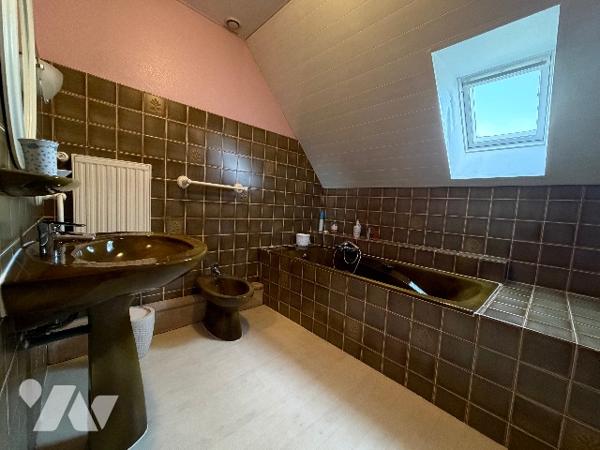 PAVILLON FAMILIAL AGNEAUX CENTRE - 131m²