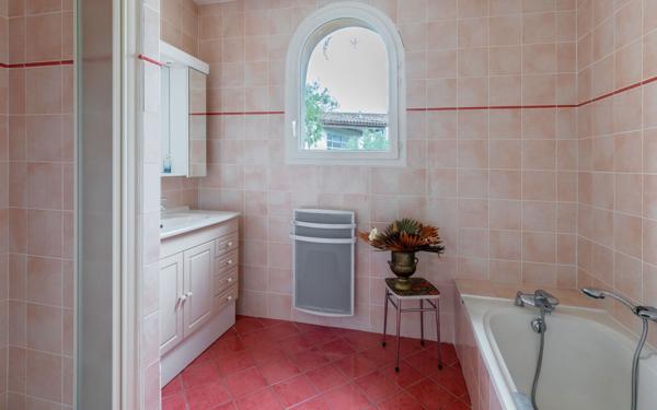 Maison à vendre    6 pièces •  Saint-Gély-du-Fesc