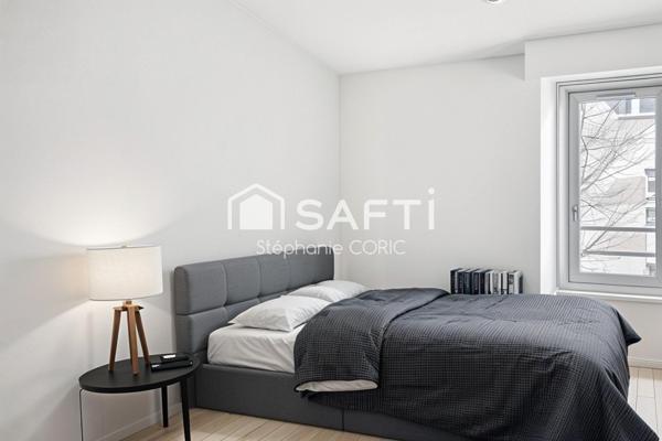 PLEIN CENTRE - AU CALME - 3 CHAMBRES - RECENT