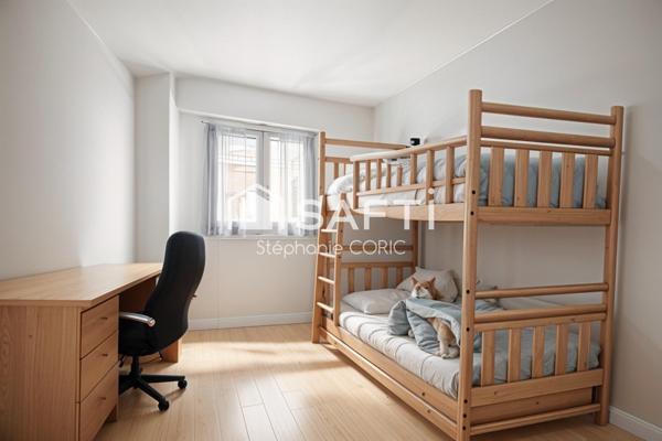 PLEIN CENTRE - AU CALME - 3 CHAMBRES - RECENT