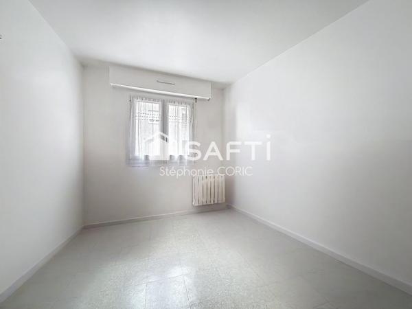 PLEIN CENTRE - AU CALME - 3 CHAMBRES - RECENT