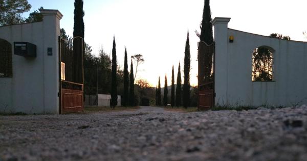 Villa plain pied de 193m2 + piscine sur 2.5 hectares de terrain,  sans vis-à-vis.