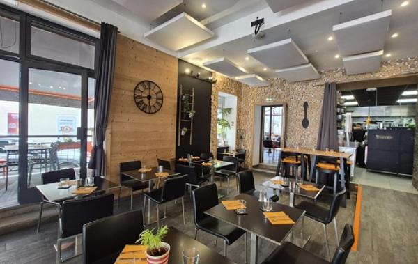 Vente Local commercial + boutique Le bourg-d'oisans