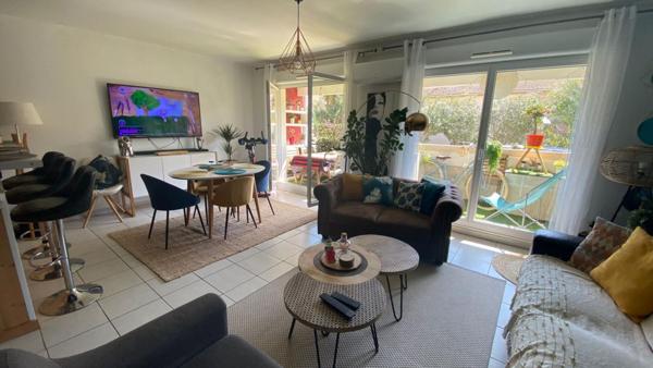 EXCLUSIVITE Maison de ville La Londe Les Maures 4 pièce(s) 86 m2+balcon+parking  sécurisé