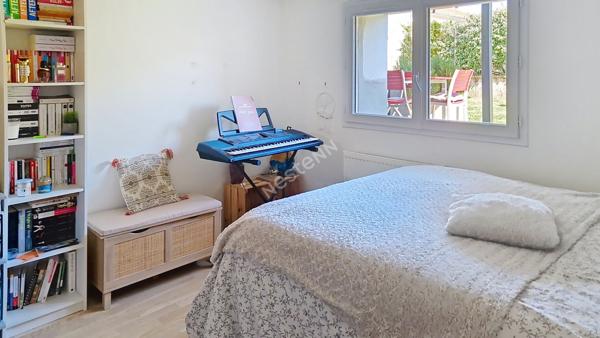 Maison familiale lumineuse avec 5 chambres, balcon, terrasse et jardin à Poitiers