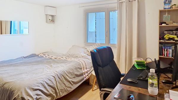 Maison familiale lumineuse avec 5 chambres, balcon, terrasse et jardin à Poitiers