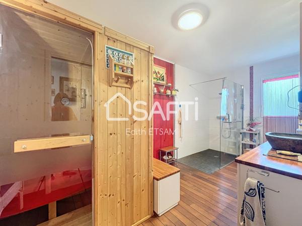 Maison 8 pièces 220 m²