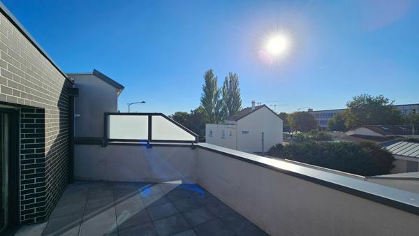 TYPE 3 AVEC TERRASSE ET 2 PARKINGS - SOUMIS A LA LOI PINEL