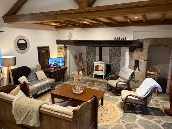 Castelnau-Pégayrols (12620) Coup de coeur!! village médiéval, maison traditionnelle (+jardin), entièrement rénovée