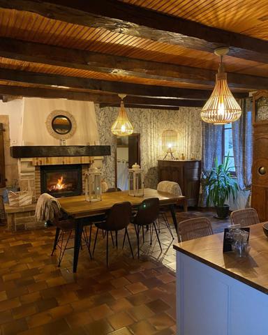 Castelnau-Pégayrols (12620) Coup de coeur!! village médiéval, maison traditionnelle (+jardin), entièrement rénovée