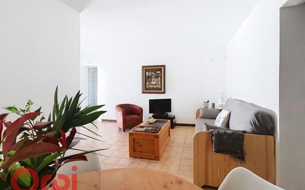 Maison à vendre    2 pièces •  La Cadière-d'Azur