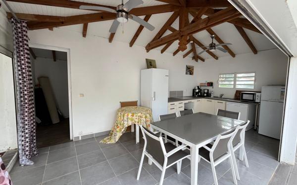 Maison à vendre    4 pièces • 152 m2 Saint-François