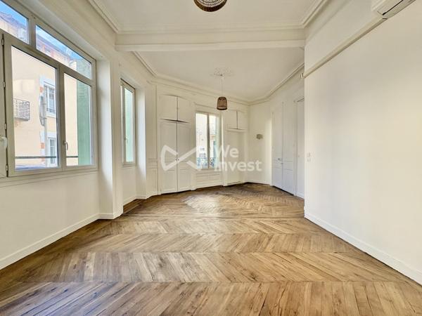 Appartement T3 en rez-de-chaussée de 65.99 m2.