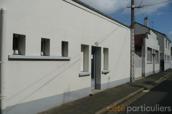 Location
                Local d'activité349 m² - Tours (37000)