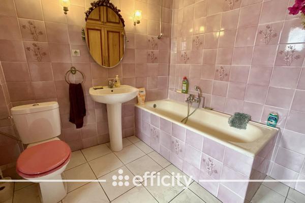 Immeuble 10 pièces - 210 m²