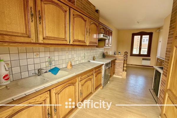 Immeuble 10 pièces - 210 m²