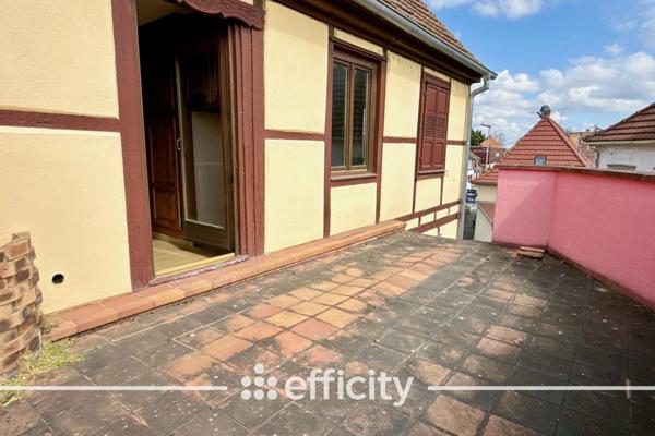 Immeuble 10 pièces - 210 m²