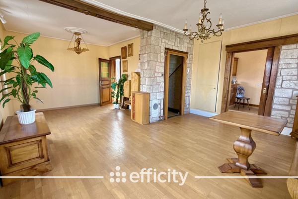 Immeuble 10 pièces - 210 m²