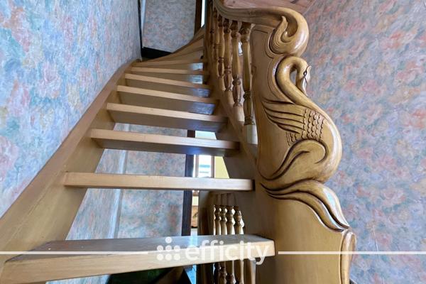 Immeuble 10 pièces - 210 m²